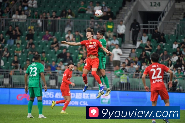 西亚卡姆篮球之路从默默无闻到全明星崛起的精彩传奇故事
